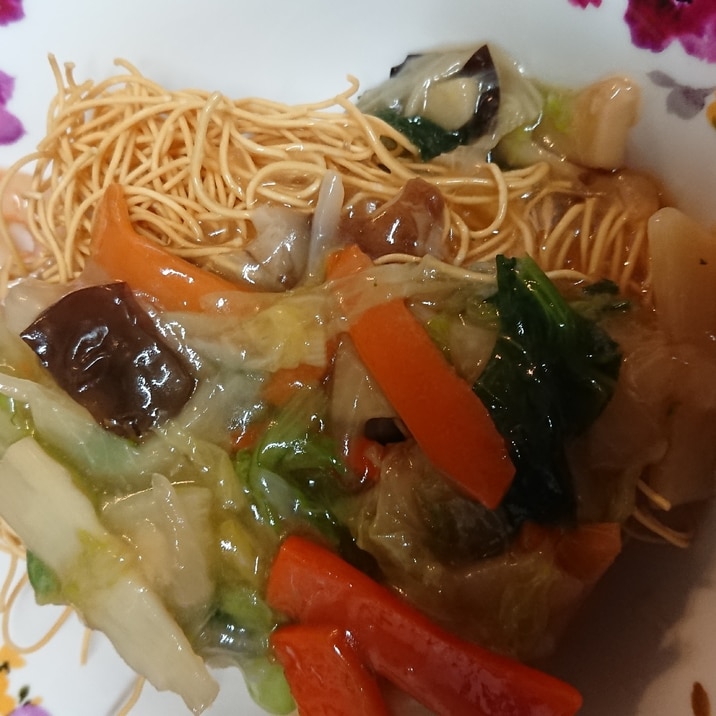 野菜たっぷりの皿うどん